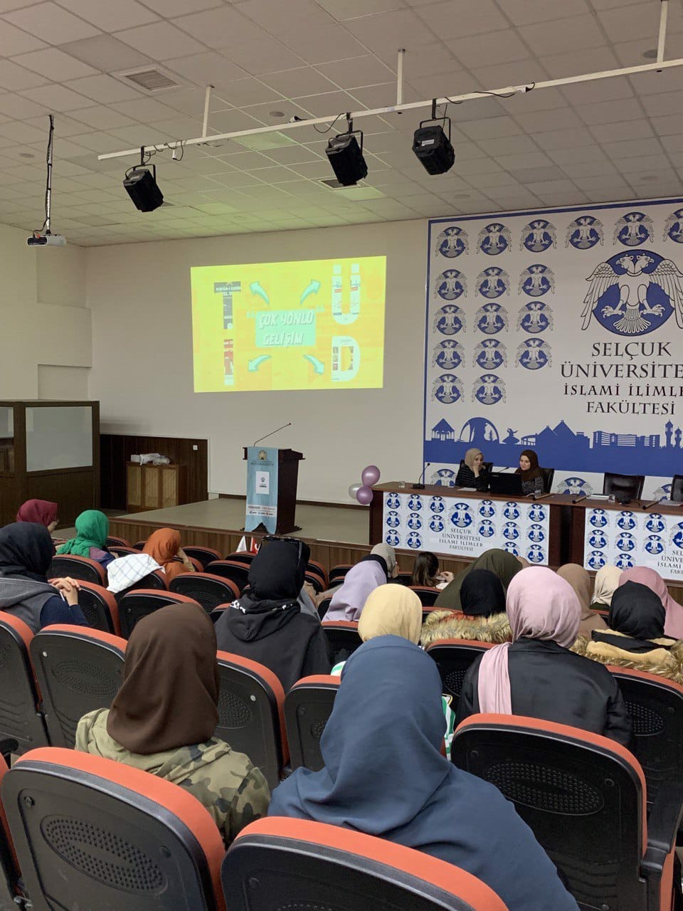 Türkiye İlahiyatlar Derneği'nden Tanışma Programı
